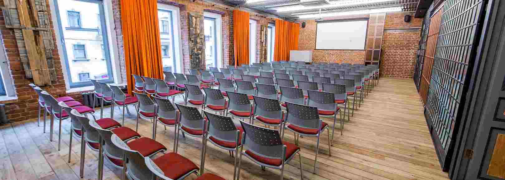 Фотография конференц-зала Конференц-зал Коворкинга Ясная Поляна