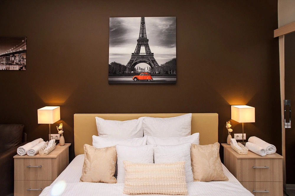 Фотография квартиры Апартаменты Тихая студия 36кв.м,рядом станция подземного трамвая и большой ТЦ