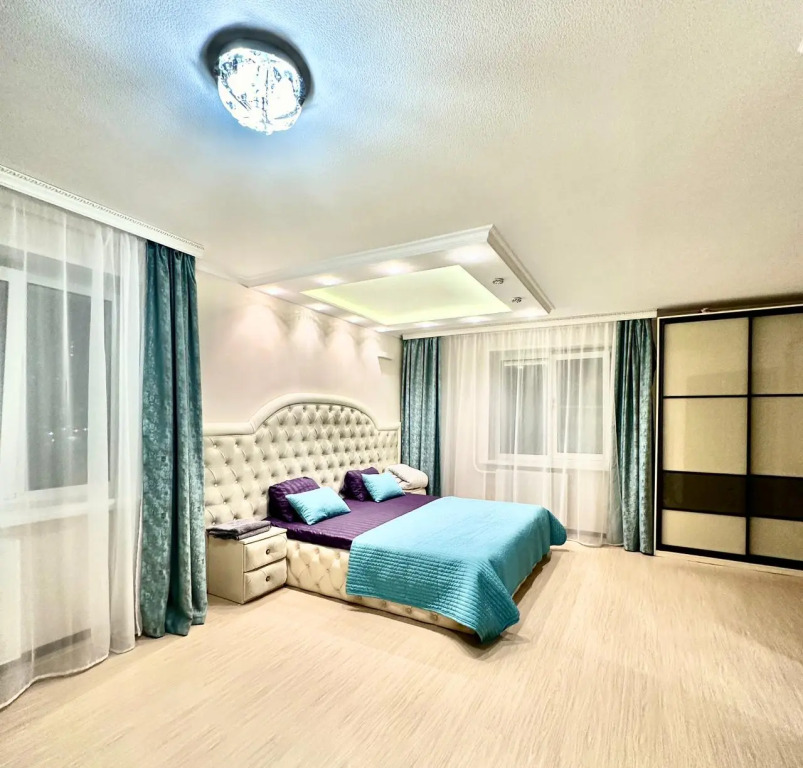 Фотография квартиры Апартаменты с балконом на Васильевской