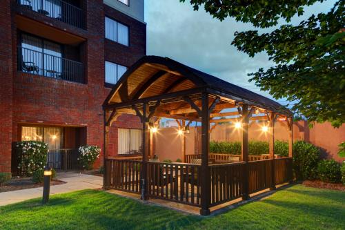 Фотография гостиницы Courtyard by Marriott Anniston Oxford