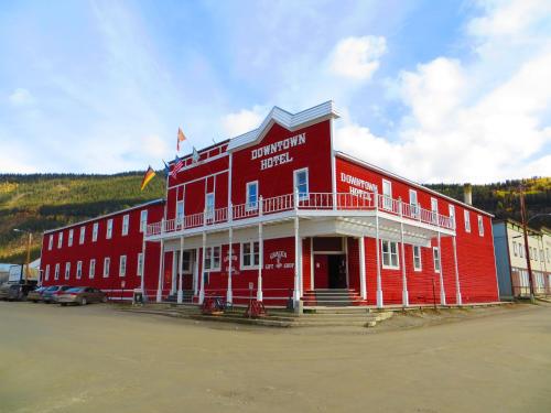 Фотография гостиницы Canada’s Best Value Inn – Downtown Hotel Dawson City