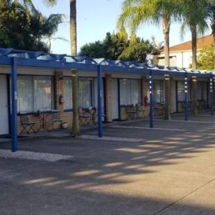 Фотографии мотеля
Raceways Motel