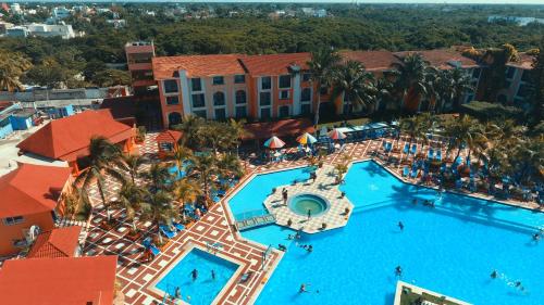 Фотографии гостиницы 
            Cozumel Hotel & Resort Trademark Collection by Wyndham