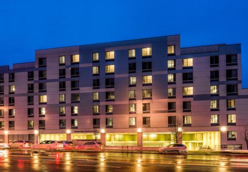 Фотография гостиницы SpringHill Suites by Marriott New York LaGuardia Airport