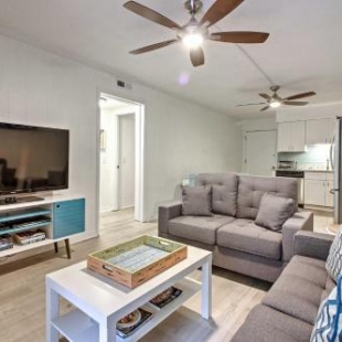 Фотография гостевого дома Hilton Head Condo with Shared Pool - Walk to Beach!