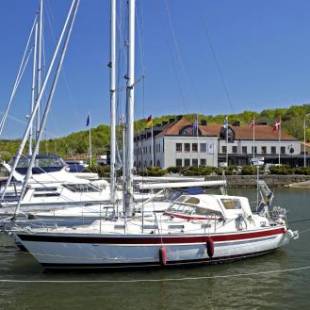 Фотографии гостиницы
Dockyard Hotel