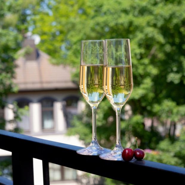 Фотографии квартиры 
            Апартаменты 4Кайф Alt Platz Apart в центре города