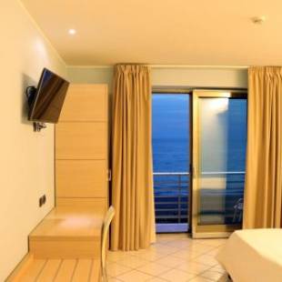 Фотографии гостиницы 
            Hotel Ancora