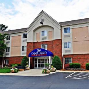 Фотографии гостиницы
Candlewood Suites Raleigh Crabtree, an IHG Hotel