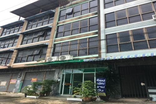 Фотографии гостиницы
Vaccinated Staff - OYO 75377 Check In House