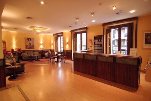 Фотография гостевого дома Hostal Cataluña