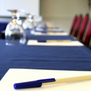 Фотография конференц-зала Белый Ручей