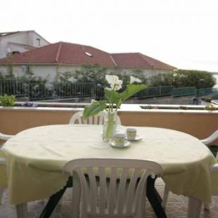 Фотографии гостевого дома 
            Apartments by the sea Brodarica, Sibenik - 4221