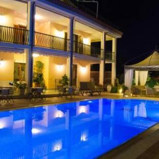 Фотографии мини отеля
La Suite del Faro