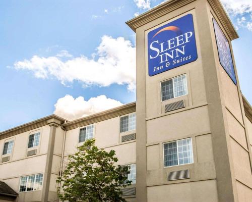 Фотография гостиницы Sleep Inn & Suites Lake of the Ozarks