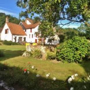 Фотографии мини отеля
La Tannerie de Montreuil