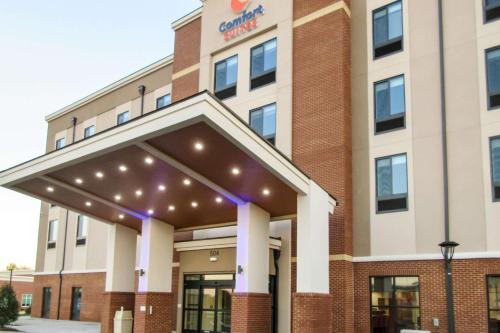 Фотография гостиницы Comfort Suites Greensboro-High Point
