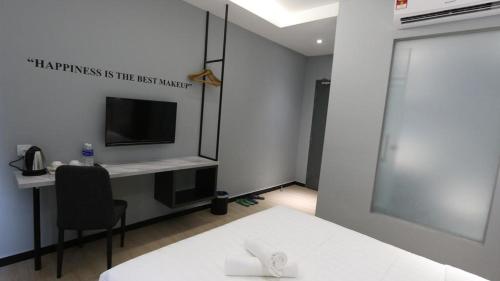 Фотография гостиницы Hotel 99 Seri Kembangan Serdang