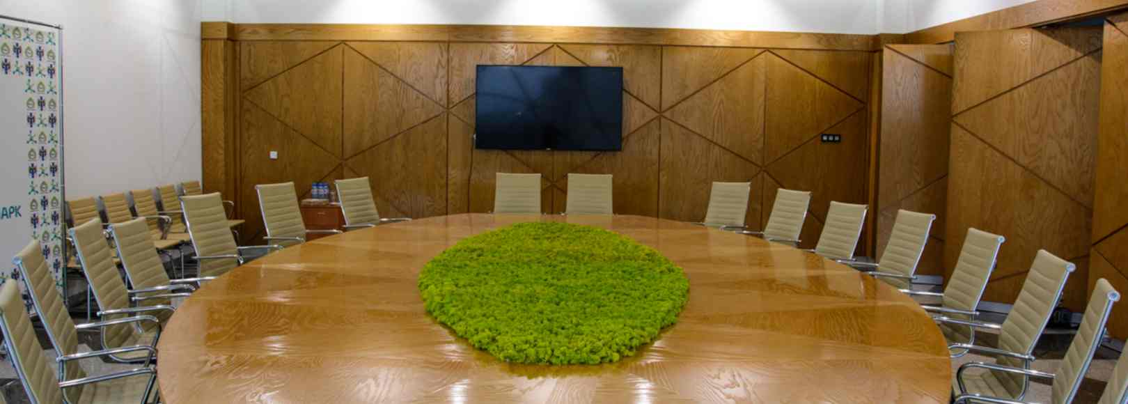 Фотография комнаты для переговоров Биотехнопарк в Кольцово Зал для Переговоров