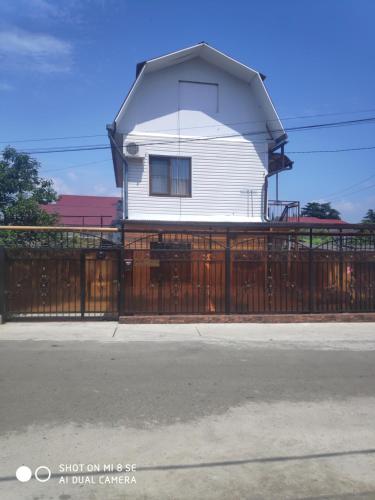 Фотографии гостевого дома
У Манушак