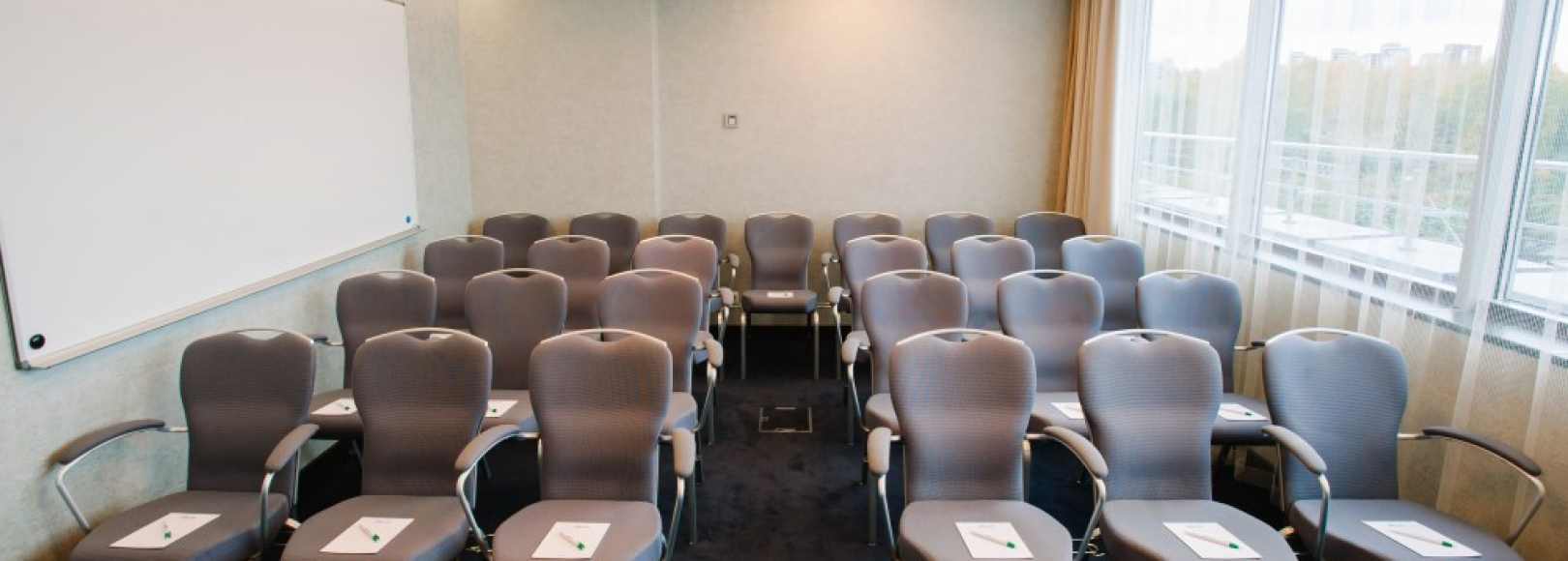 Фотография конференц-зала Гумарнаволок