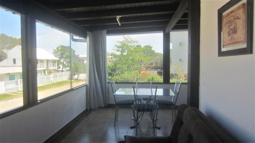 Фотография мини отеля Apartamento no bairro de Mariscal a 300 metros praia do Canto Grande