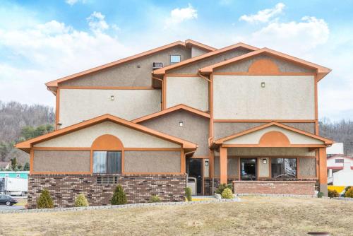 Фотография гостиницы Super 8 by Wyndham Bedford