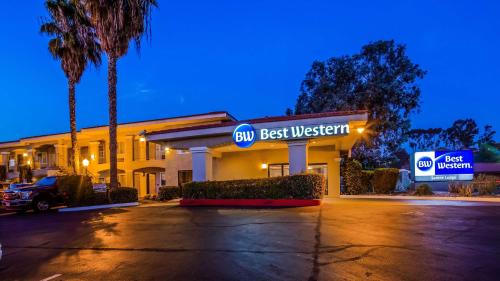 Фотография гостиницы Best Western Santee Lodge