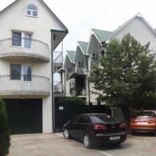 Фотография гостевого дома Южный на Терской, 7