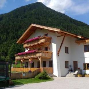 Фотографии гостевого дома
Gästehaus Landhaus Tyrol