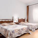 Фотография гостевого дома Almada Guest House