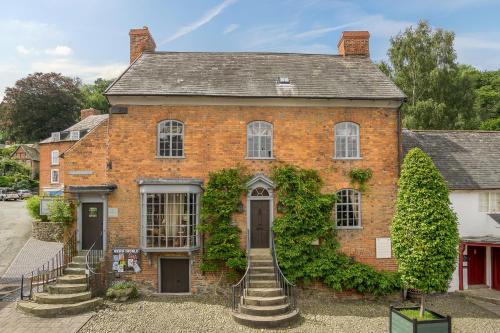 Фотографии мини отеля
The Old Stores