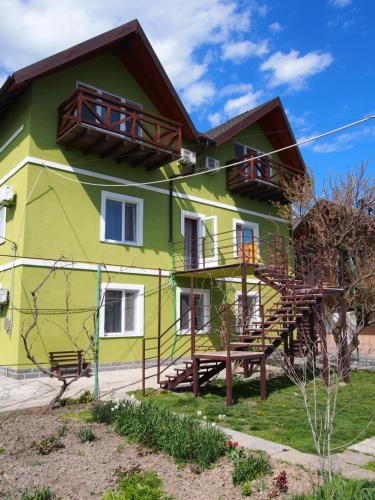 Фотография гостевого дома Эдельвейс