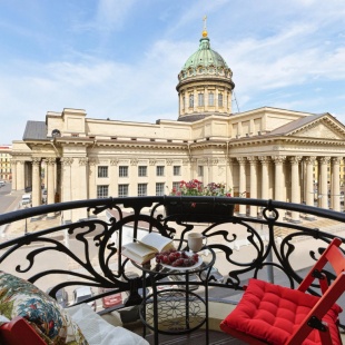 Фотография квартиры Апартаменты Minin Apartments с видом на Казанский собор 120 кв.м.
