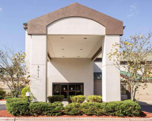 Фотография гостиницы Sleep Inn Wilson near I-95