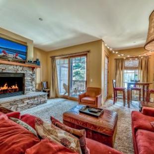 Фотография гостевого дома Three-Bedroom Townhouse