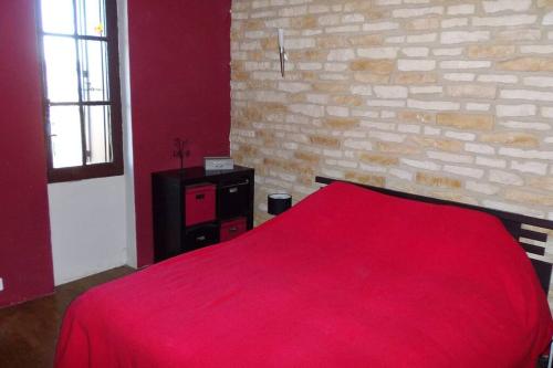 Фотография гостевого дома Maison atypique à Cordes-Sur-Ciel 2 chambres