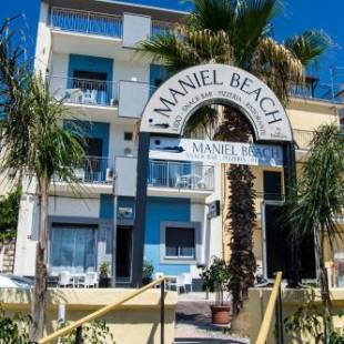 Фотографии гостиницы
Maniel Beach Hotel