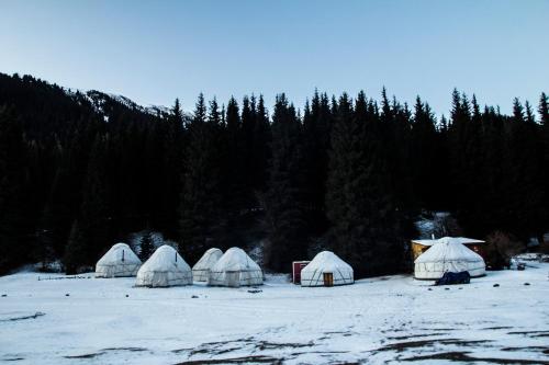 Фотография кемпинга Jeti Oguz Winter YurtCamp