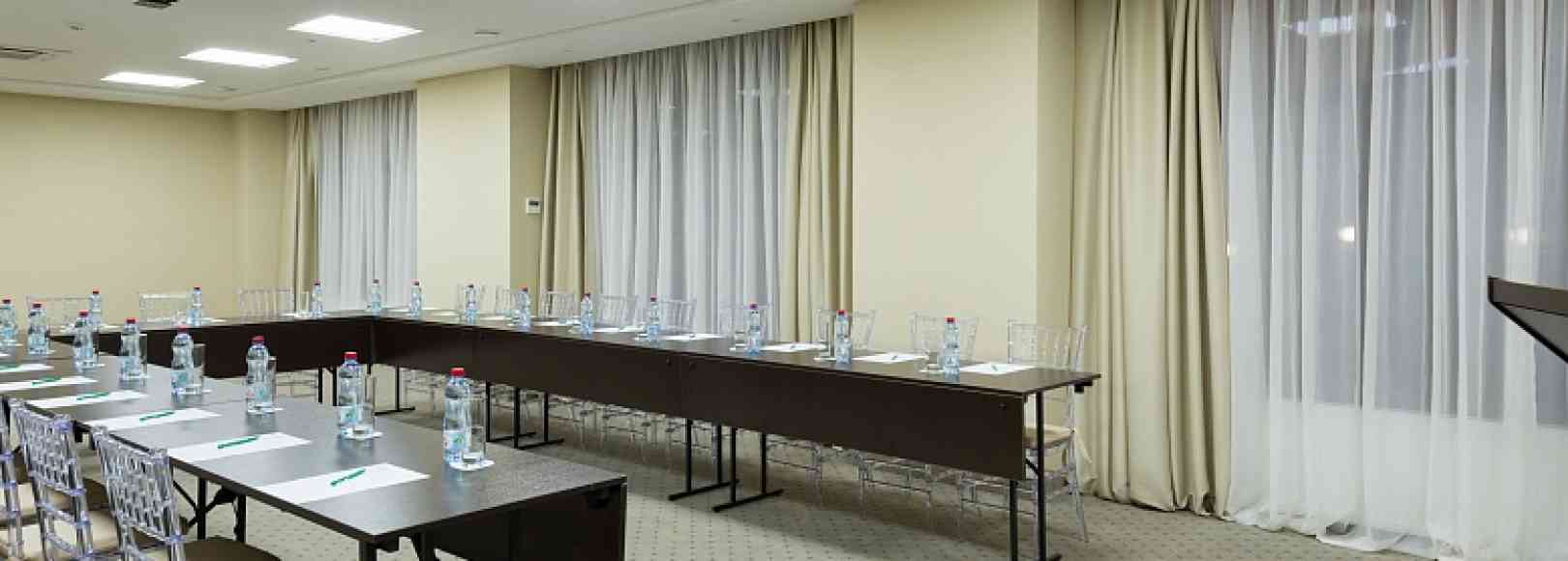 Фотография конференц-зала Бештау