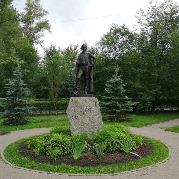 Фотография памятника Памятник А. В. Суворову