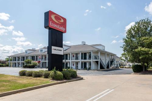 Фотография гостиницы Econo Lodge Tupelo