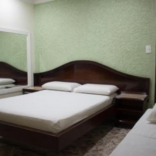 Фотография гостиницы Hotel Valadares