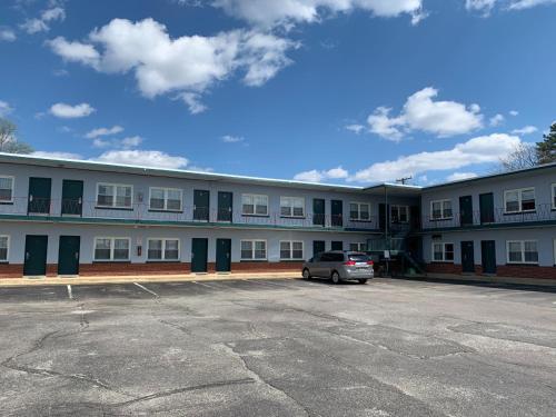 Фотография гостиницы Express Inn