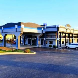 Фотографии мини отеля 
            Gateway Inn