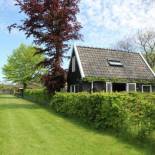 Фотография гостевого дома Holiday home for two people at a peaceful, central location in Heiloo near Egmond
