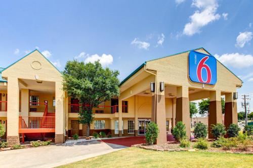 Фотография гостиницы Motel 6-Arlington, TX