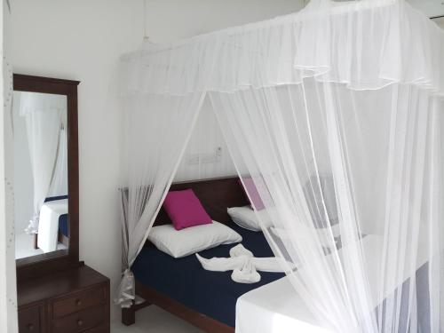 Фотография гостиницы Turtle Bay Beach Resort at Sea Goggle