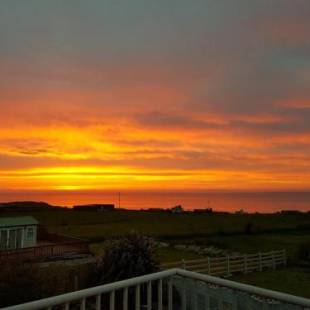 Фотографии мини отеля
Sunrise view