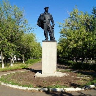 Фотография памятника Памятник Нефтянику